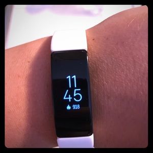 Fitbit Alta HR
